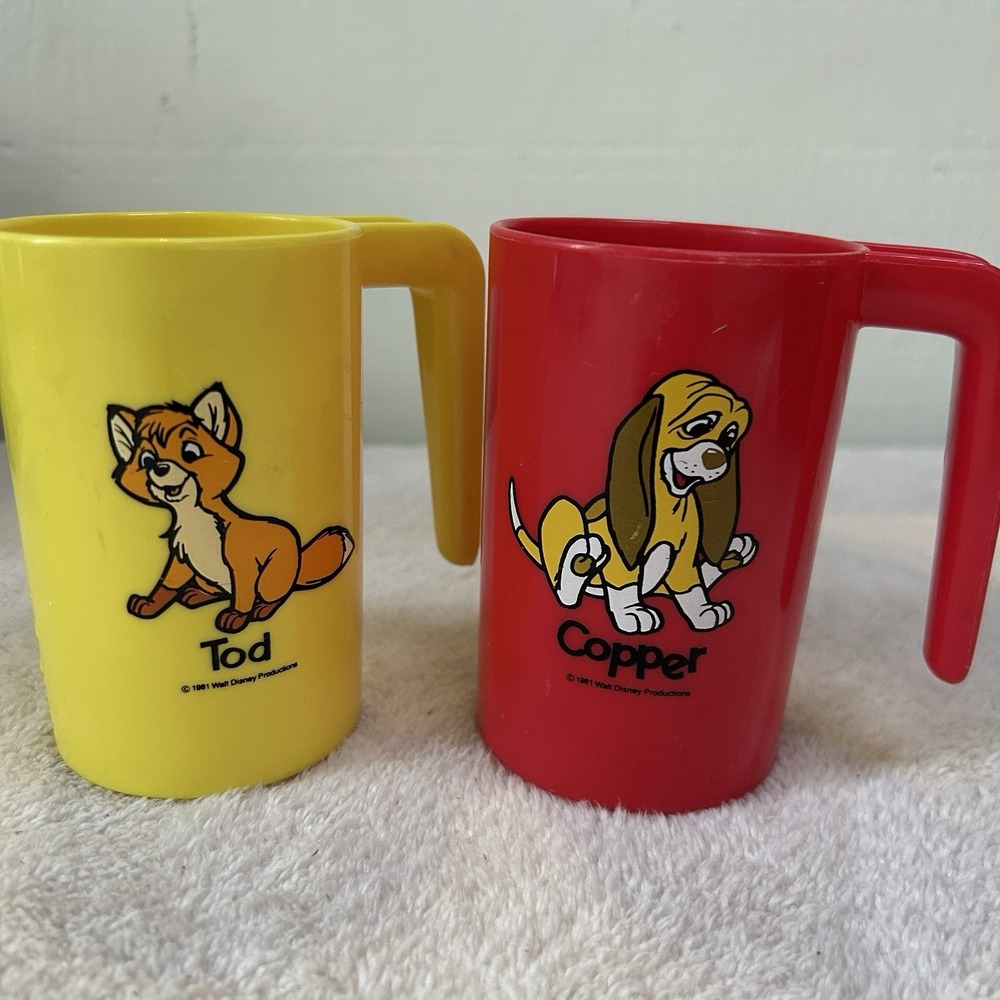 Vtg  Lot Of 2 Disney The Fox And The Hound Copper  & Tod Plastic Cup (1981)